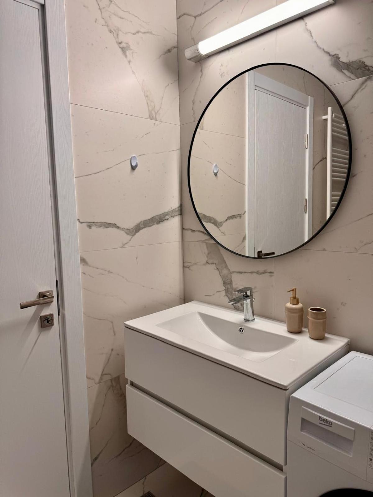 Cozy Apartment Bükreş Dış mekan fotoğraf